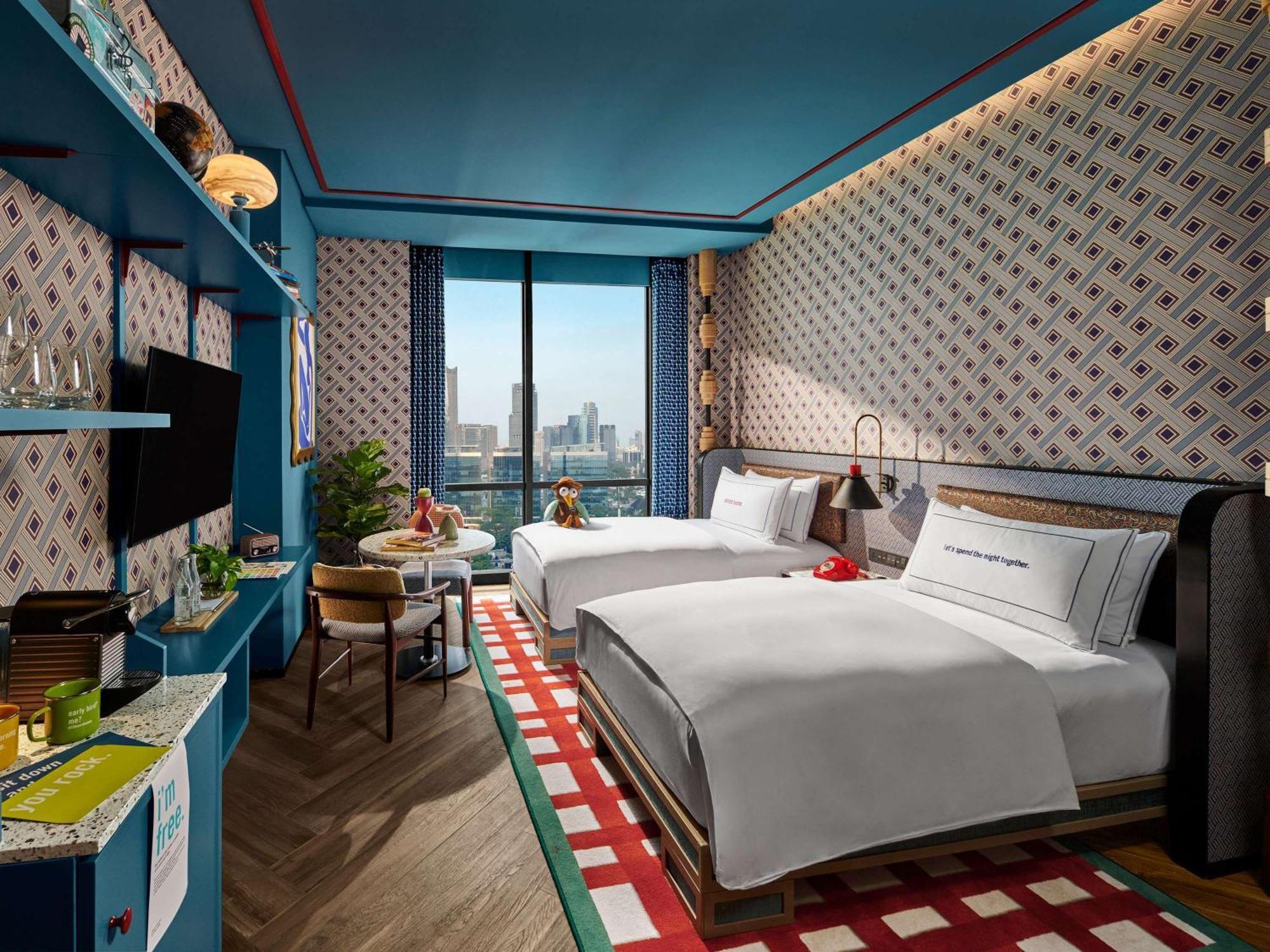 25Hours Hotel Jakarta The Oddbird エクステリア 写真